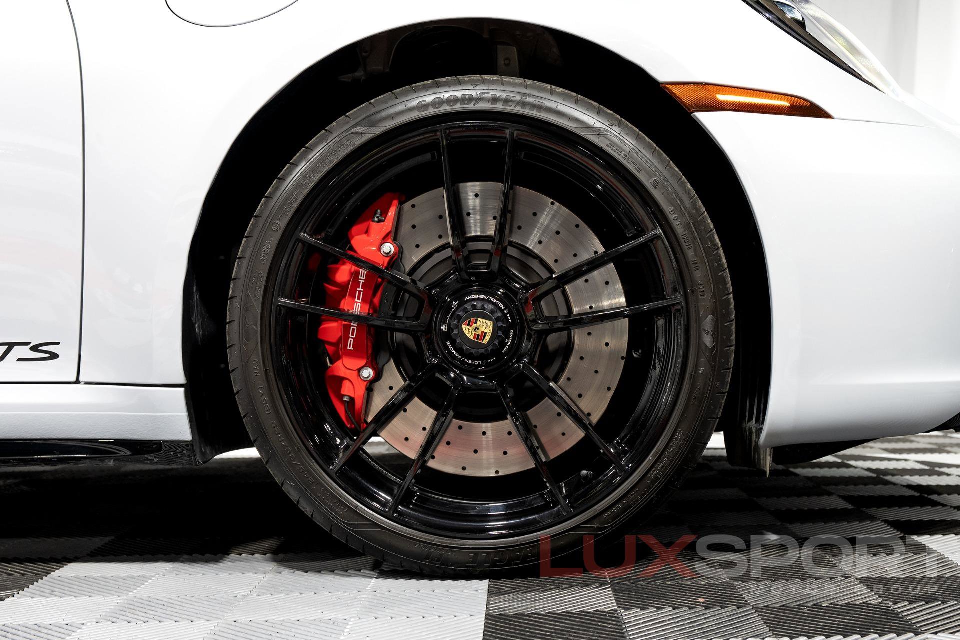 Used 2024 Porsche 911 Targa 4 GTS image 10