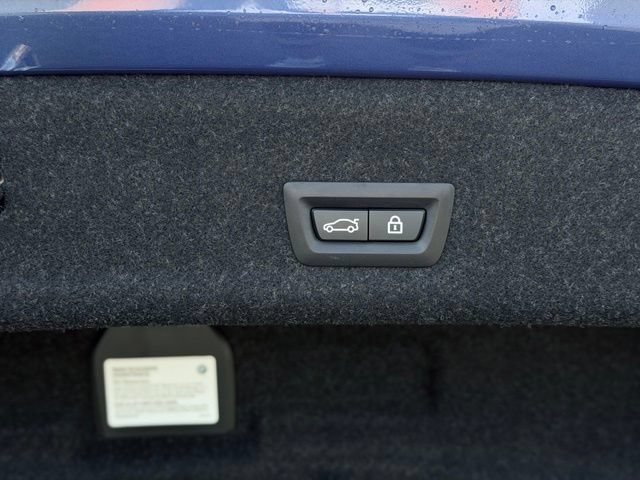 Used 2022 BMW M3 w/ Executive Package RWD image 11