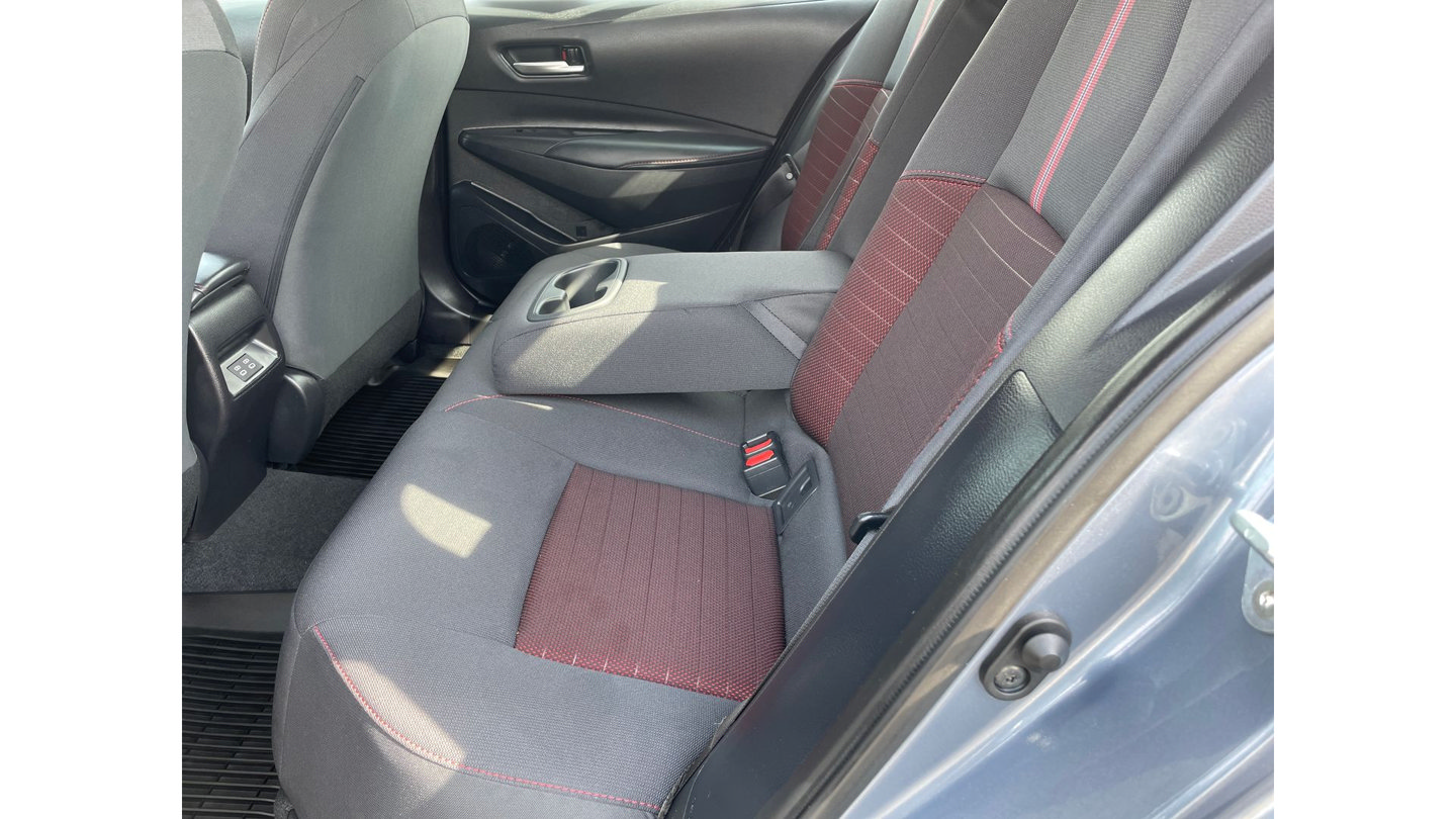 Certified 2025 Toyota Corolla SE w/ Convenience Package FWD image 14
