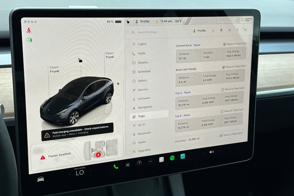 Used 2024 Tesla Model Y Long Range AWD/4WD image 23