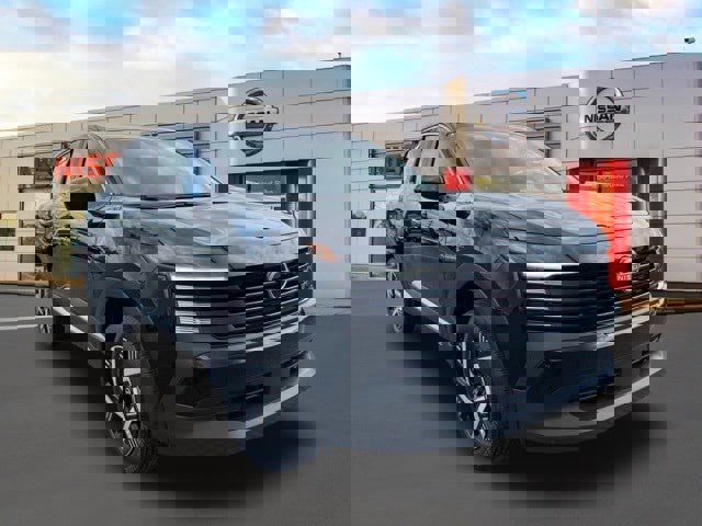 New 2025 Nissan Kicks SV