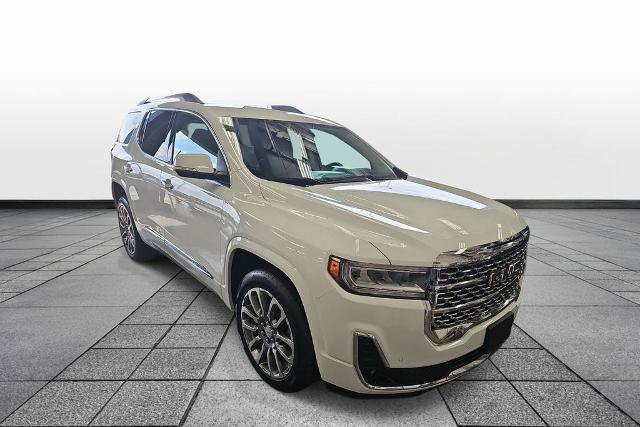 Used 2023 GMC Acadia Denali FWD image 3