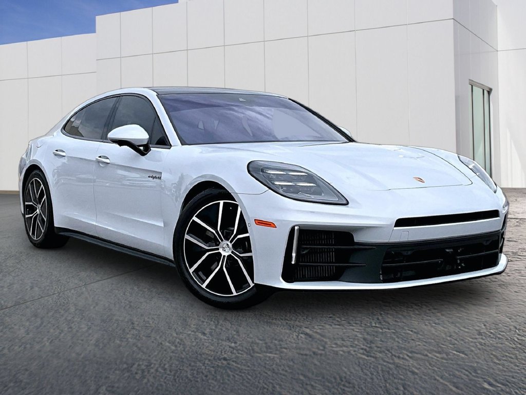 Used 2026 Porsche Panamera 4 E-Hybrid AWD/4WD image 9