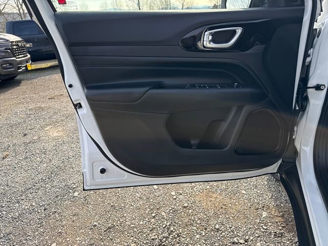 New 2026 Jeep Compass Latitude image 15