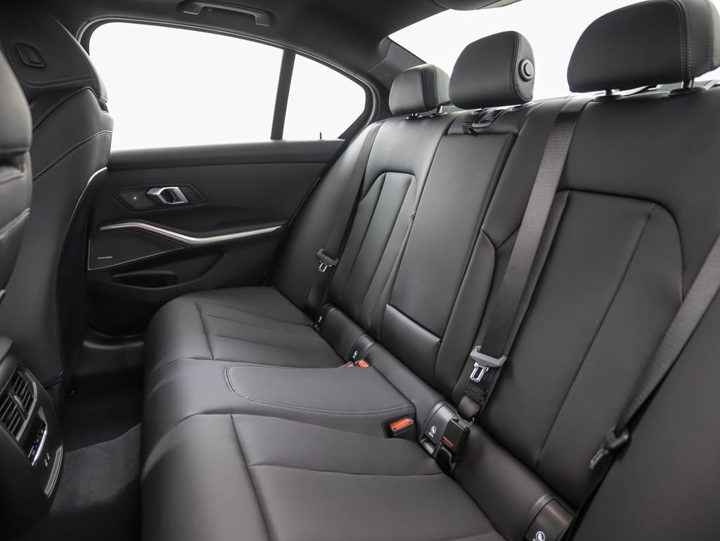 New 2026 BMW 330i xDrive Sedan w/ M Sport Package image 22