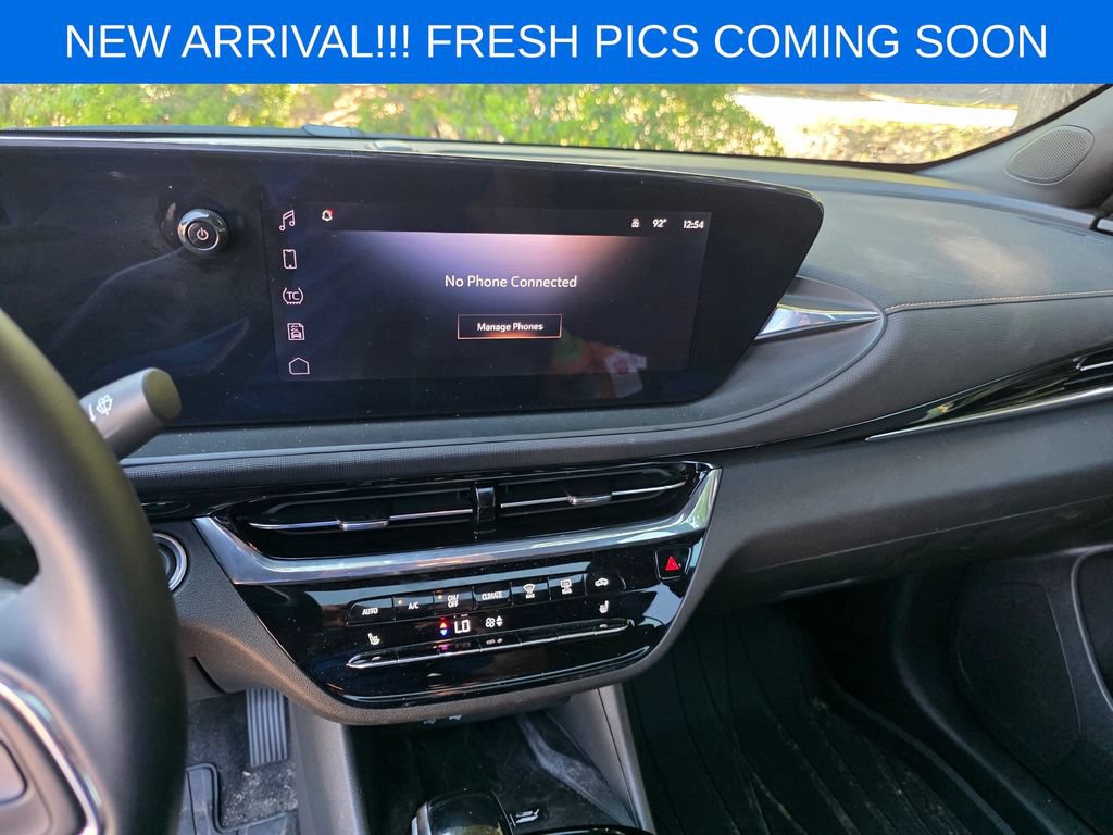 Used 2025 Buick Envista Avenir FWD image 11