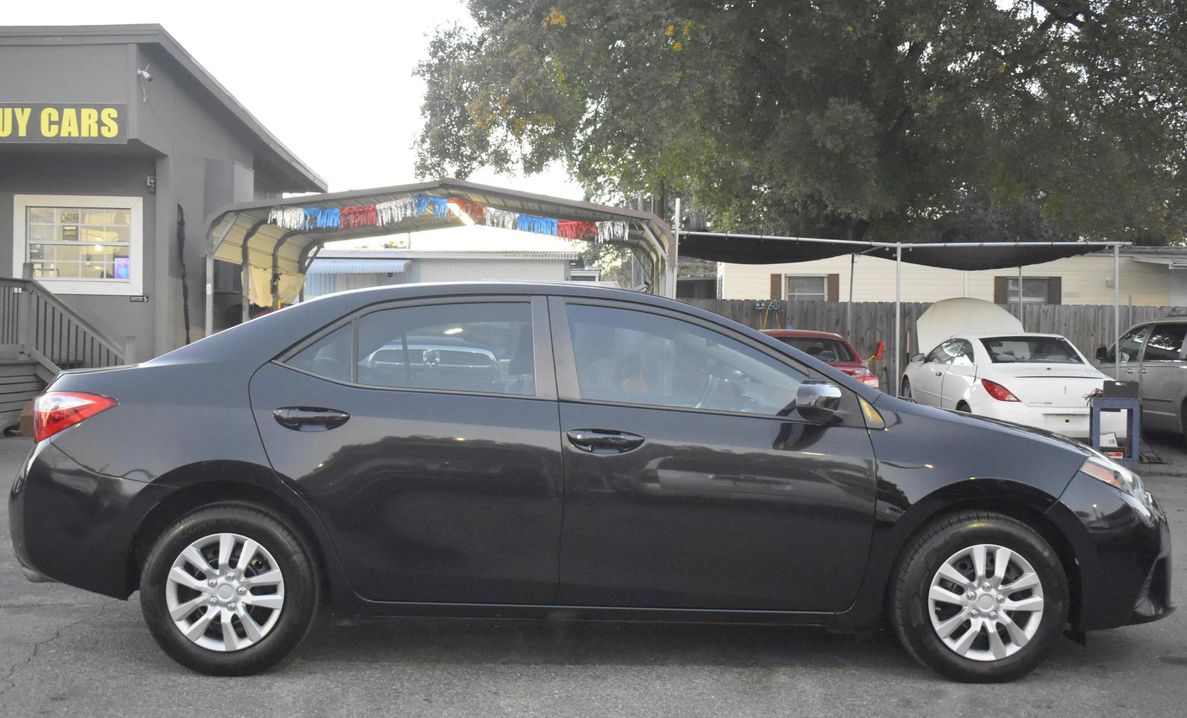 Used 2015 Toyota Corolla L image 8