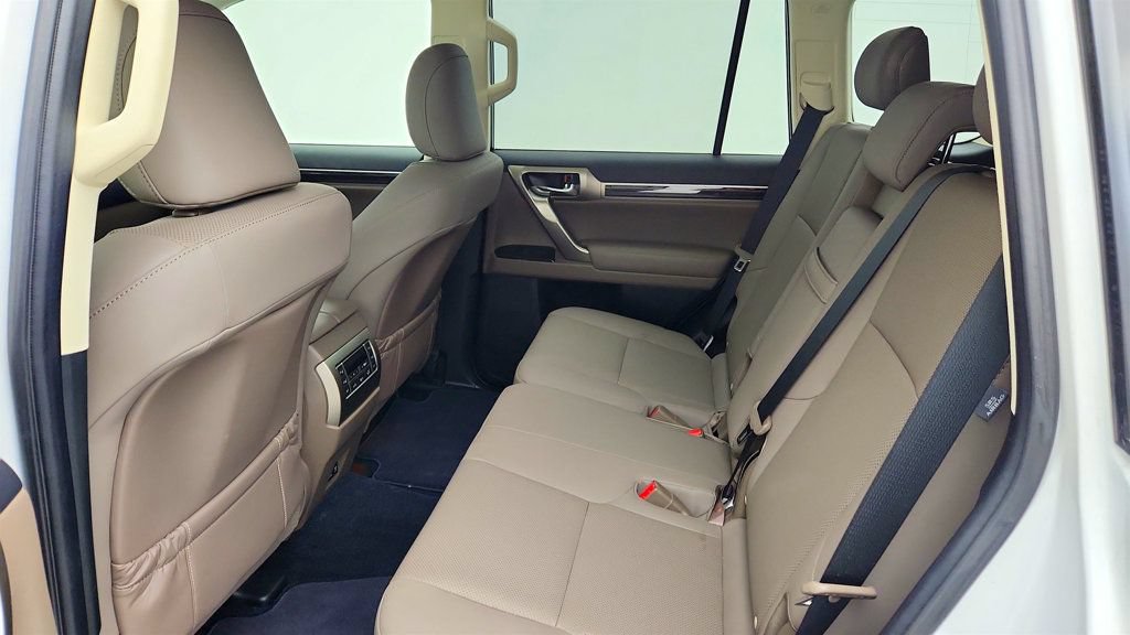 Used 2020 Lexus GX 460 Premium w/ Premium Package AWD/4WD image 21
