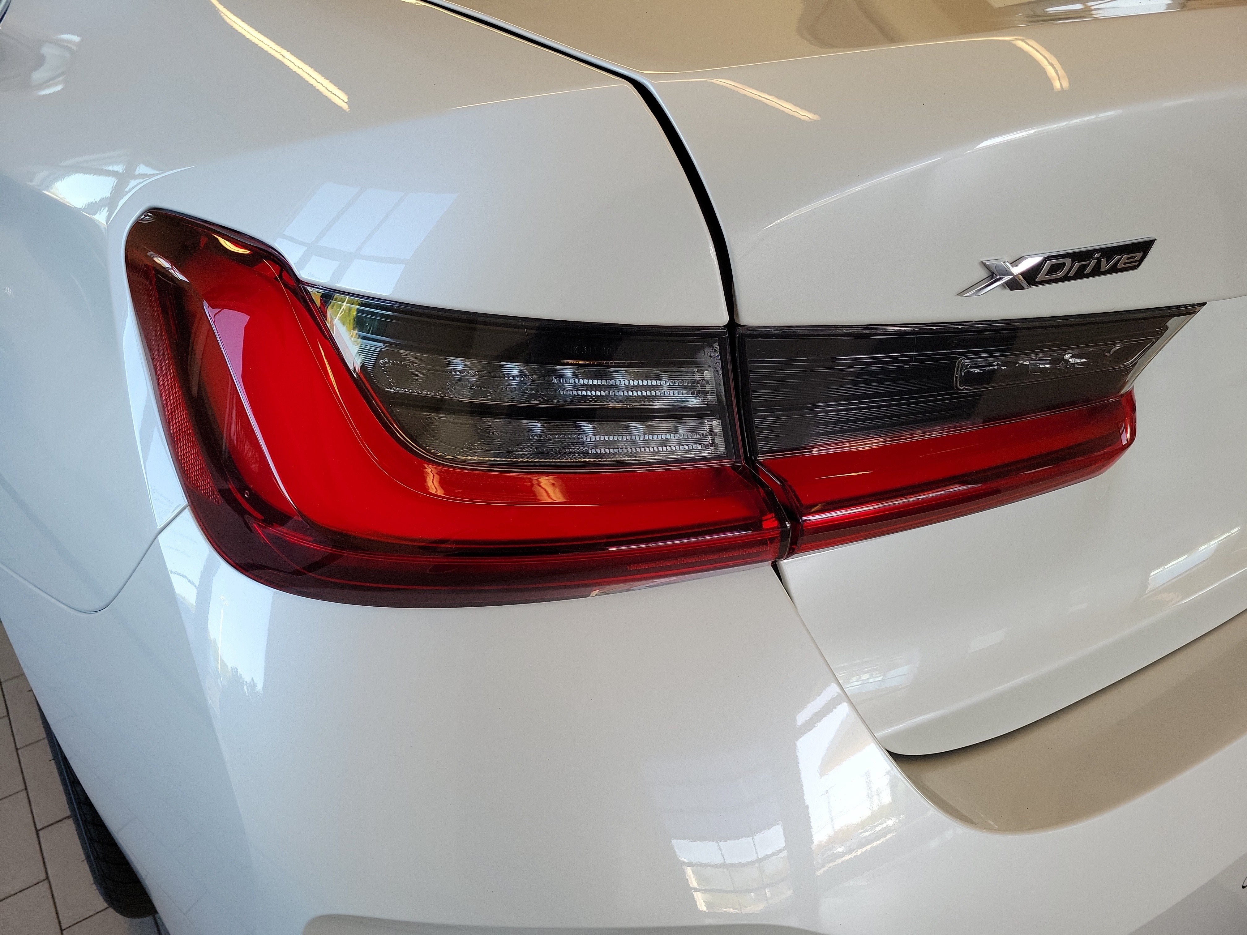 New 2026 BMW 330i xDrive Sedan w/ Premium Package AWD/4WD image 15