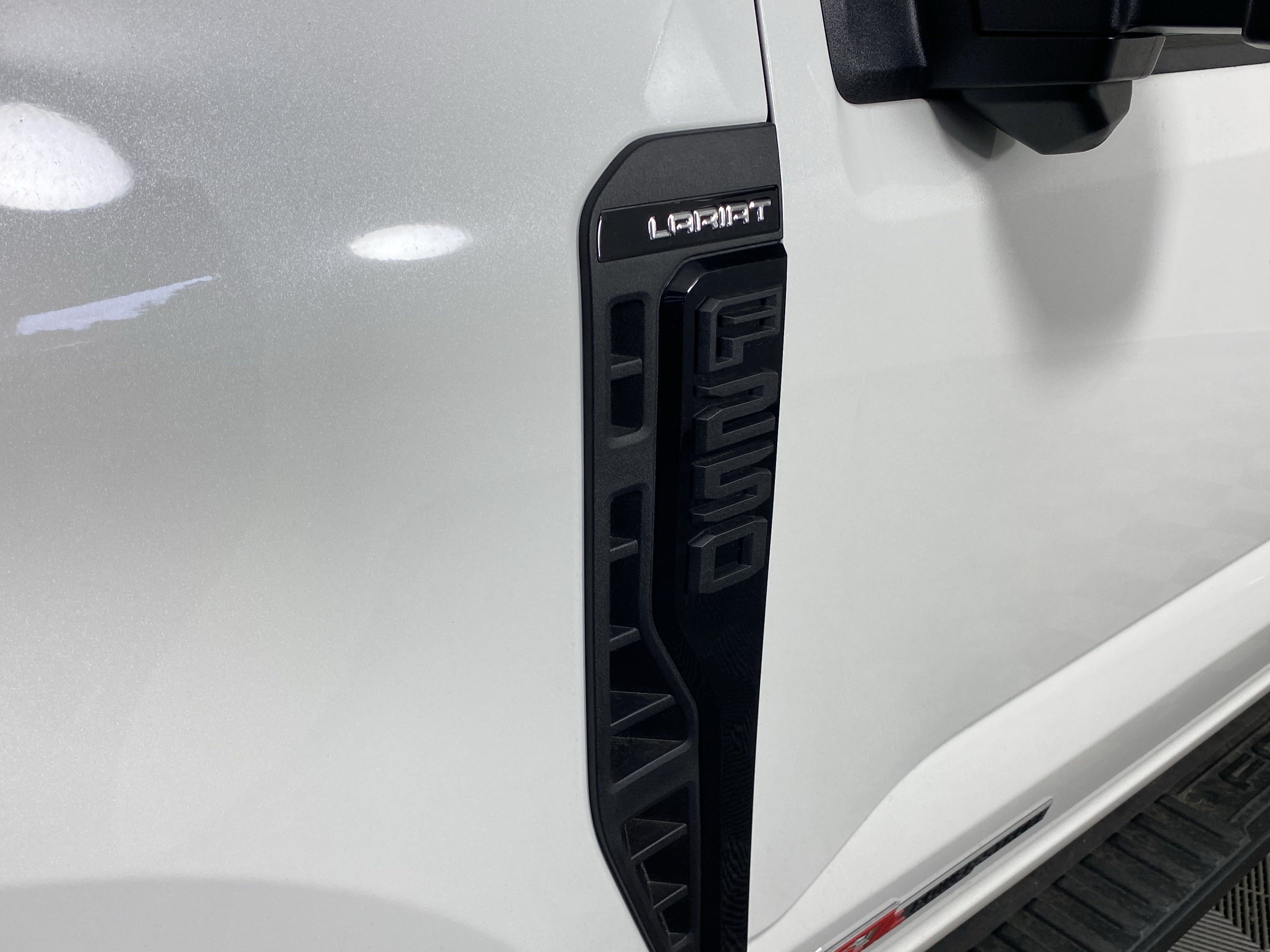 New 2025 Ford F250 Lariat w/ Lariat Ultimate Package AWD/4WD image 8