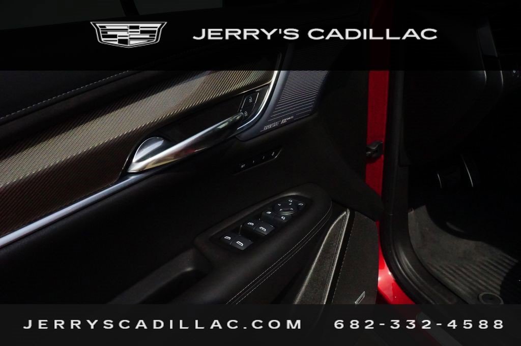Certified 2025 Cadillac XT6 Sport w/ Platinum Package AWD/4WD image 20