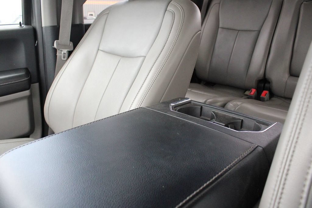 Used 2019 Ford F150 Lariat w/ Equipment Group 502A Luxury AWD/4WD image 18