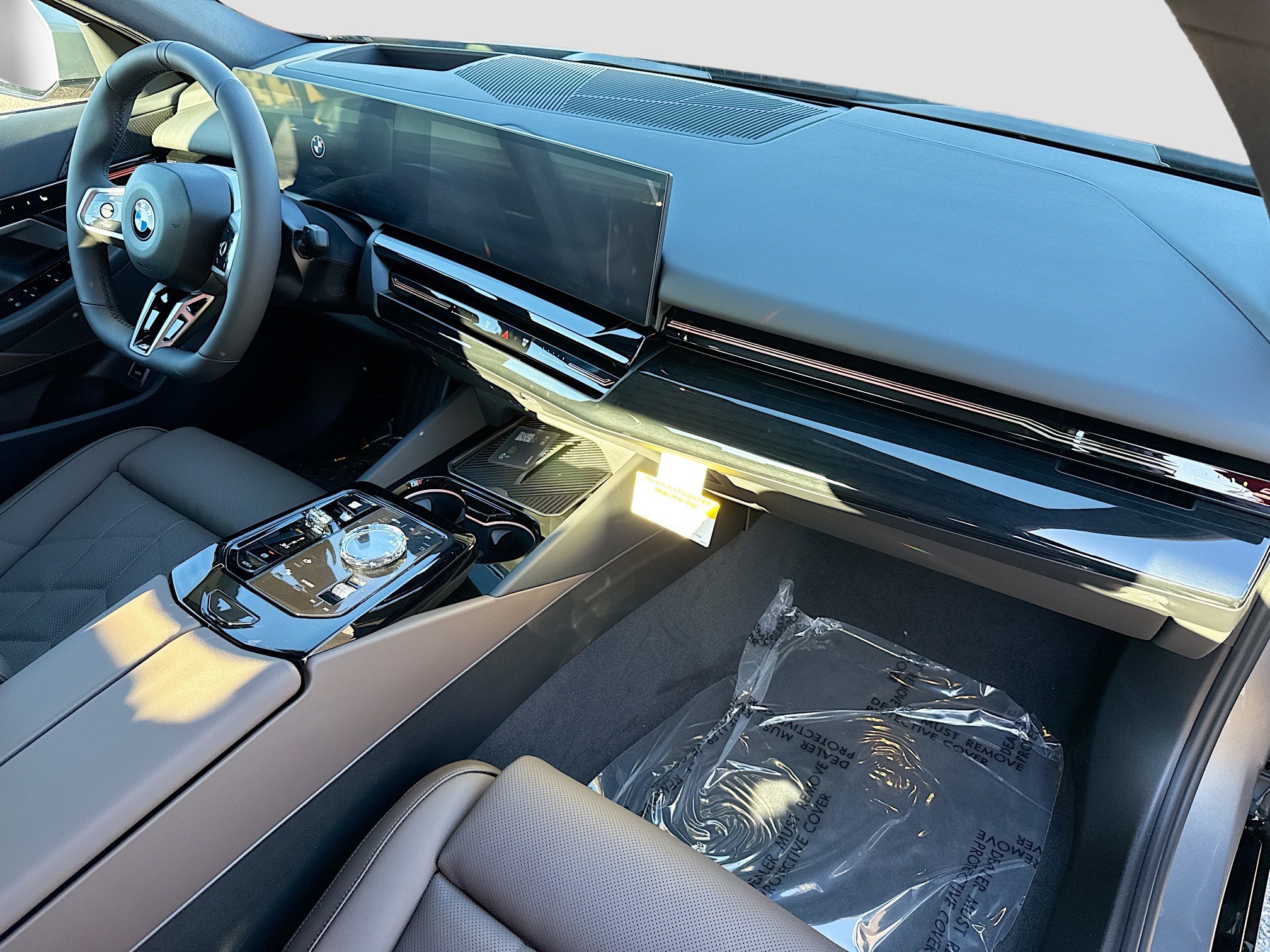 New 2026 BMW 530i w/ Executive Package image 15