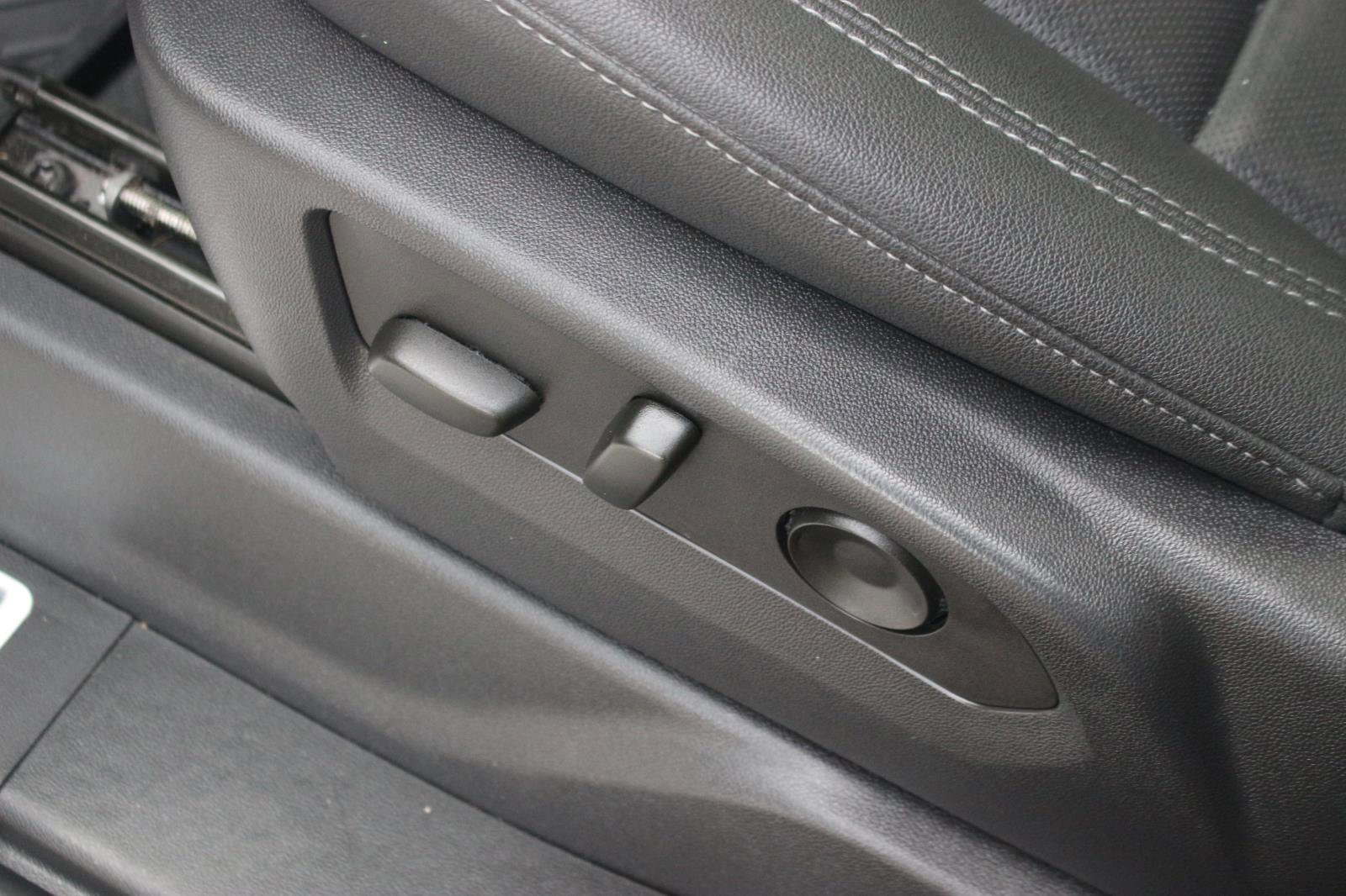 Used 2023 Chevrolet Silverado 1500 LTZ w/ LTZ Premium Package image 18