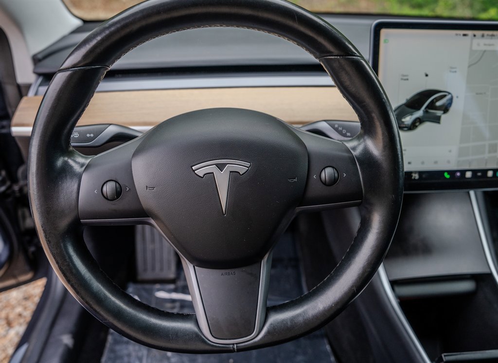 Used 2019 Tesla Model 3 Standard Range Plus RWD image 15