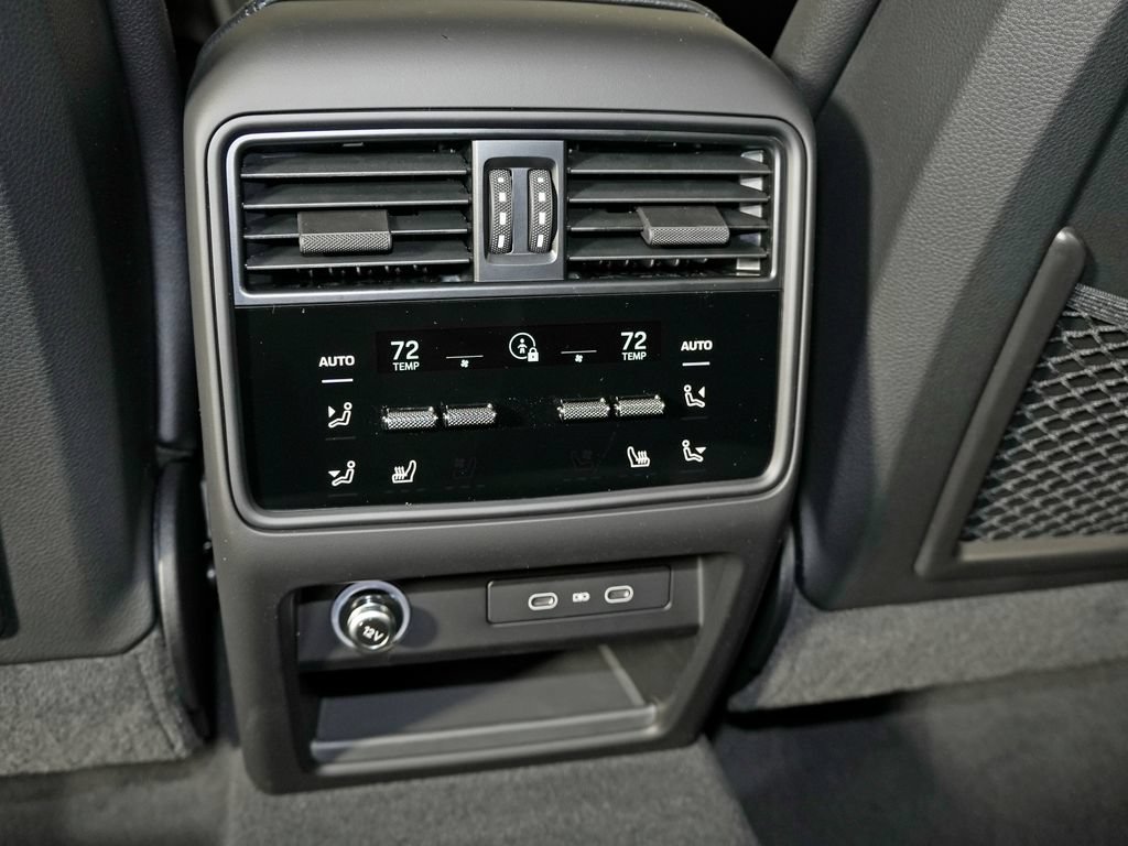 Certified 2026 Porsche Cayenne AWD/4WD image 37