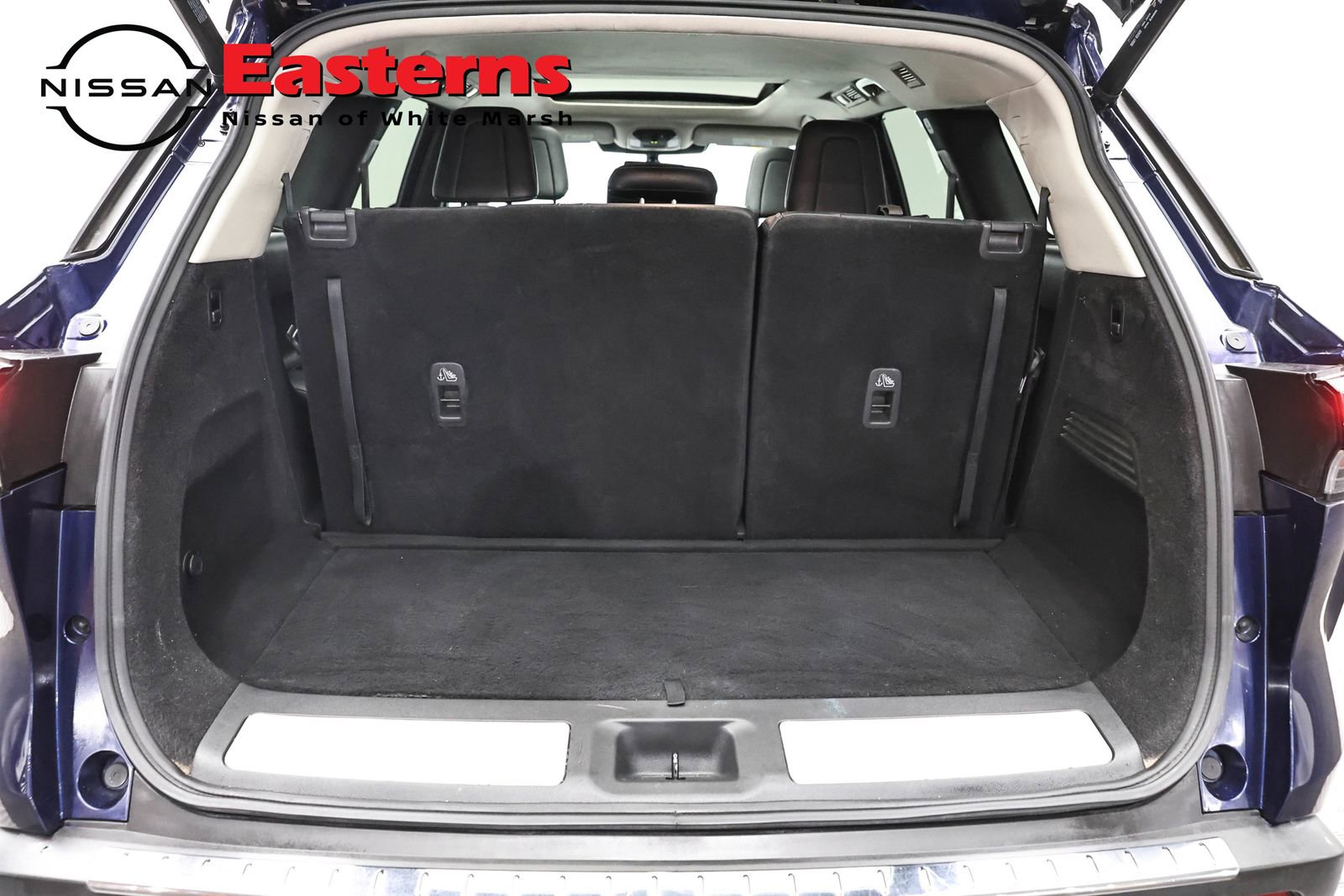 Used 2023 INFINITI QX60 Luxe w/ Cargo Package AWD/4WD image 9