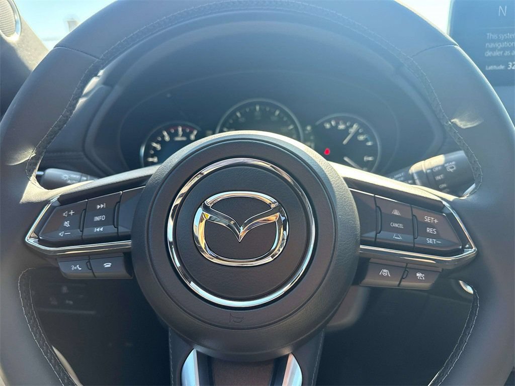 New 2025 MAZDA CX-5 Signature AWD/4WD image 13