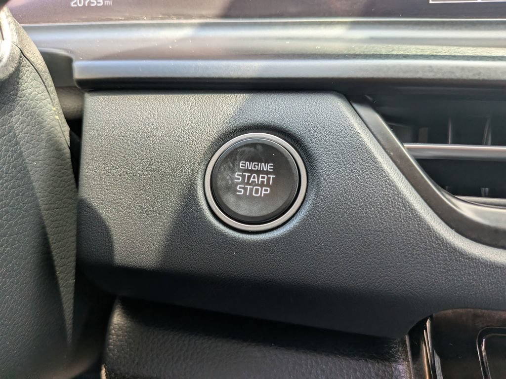 Certified 2025 Kia Seltos EX w/ EX Sunroof Package FWD image 27