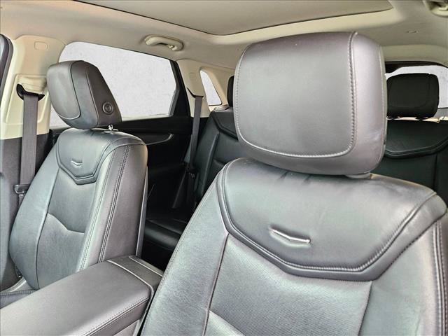 Used 2017 Cadillac XT5 Luxury w/ LPO, Wheel Lock Package FWD image 15