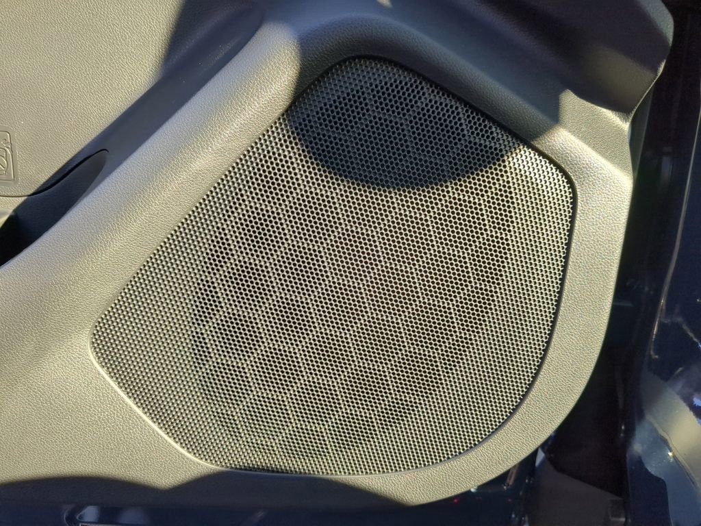 Certified 2025 Subaru Ascent Premium image 18