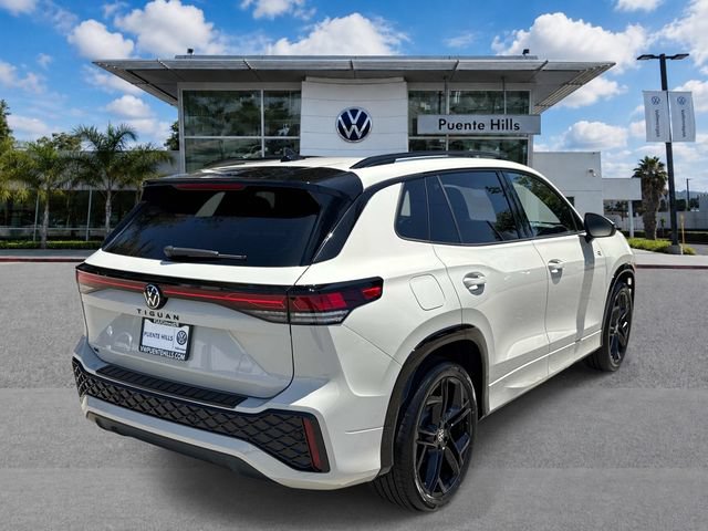 New 2026 Volkswagen Tiguan SE R-Line FWD image 3