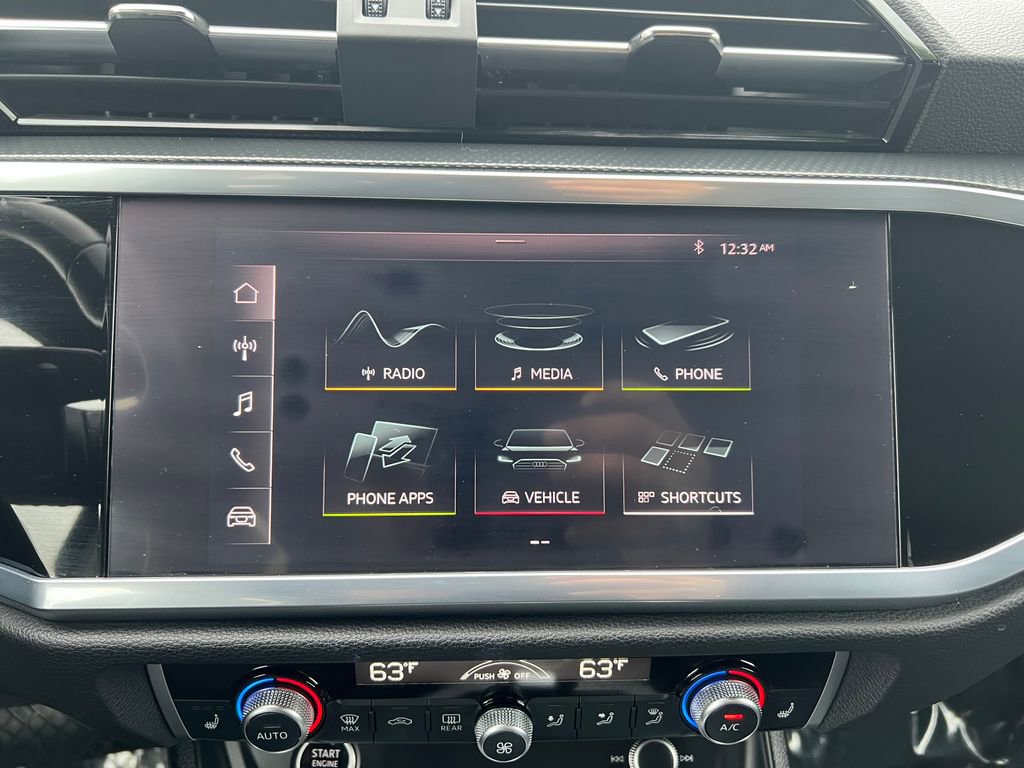 Used 2021 Audi Q3 2.0T Premium image 23