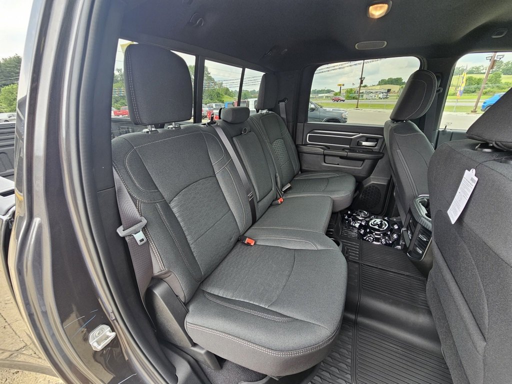 New 2025 RAM 3500 Big Horn image 30