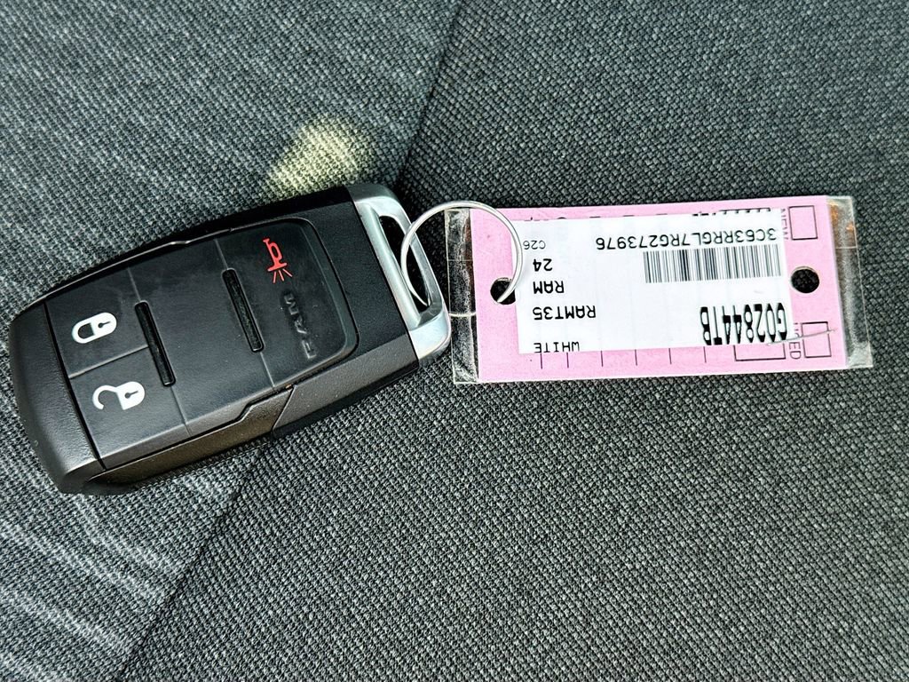 Used 2024 RAM 3500 Tradesman w/ Chrome Appearance Group image 37