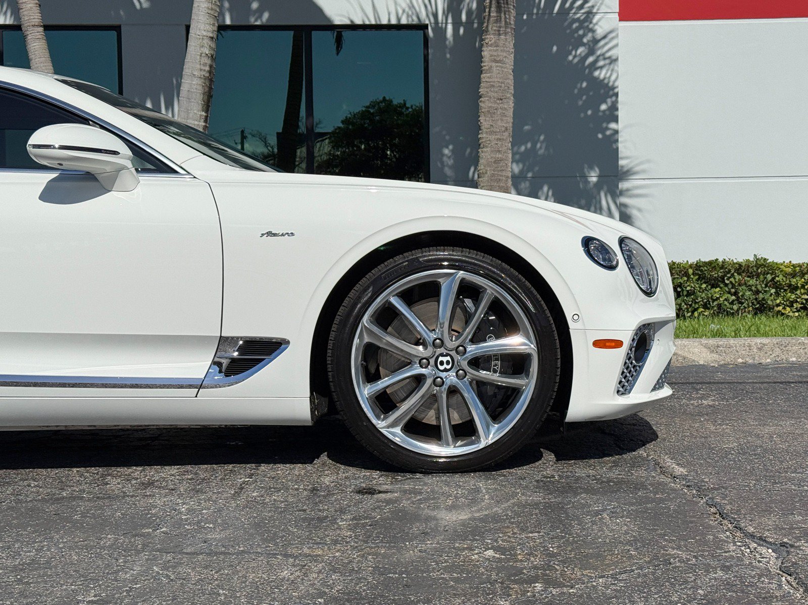 Used 2023 Bentley Continental GT Azure AWD/4WD image 37