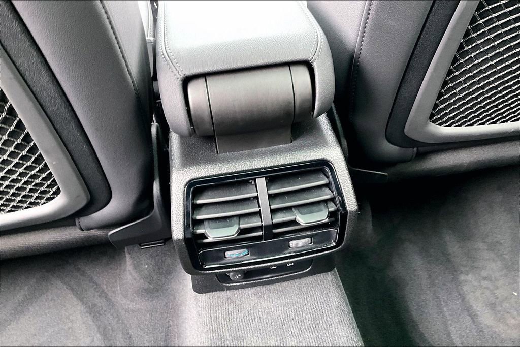 Used 2025 Audi Q3 2.0T Premium w/ Convenience Package image 10