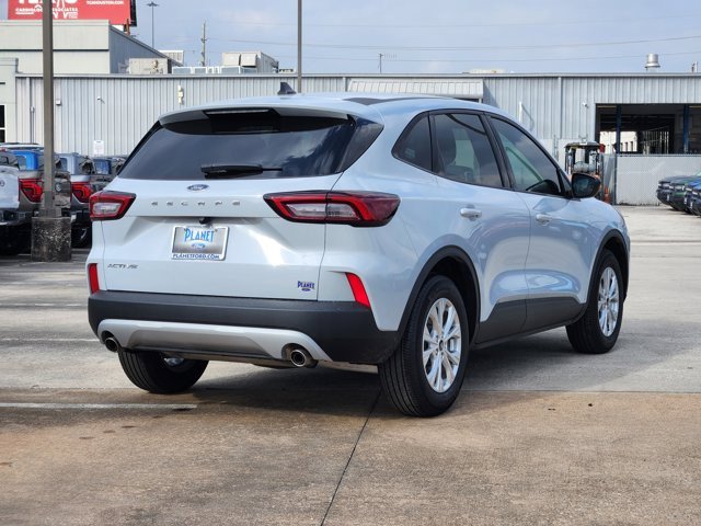 New 2026 Ford Escape Active image 3