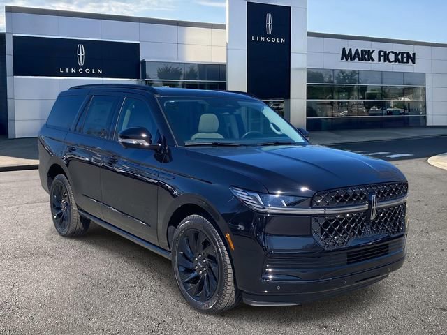 New 2026 Lincoln Navigator Reserve w/ Jet Appearance Package AWD/4WD image 1