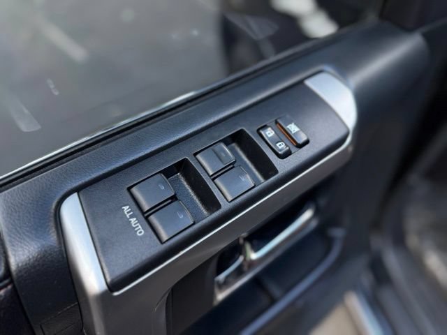 Used 2016 Toyota 4Runner Limited AWD/4WD image 13
