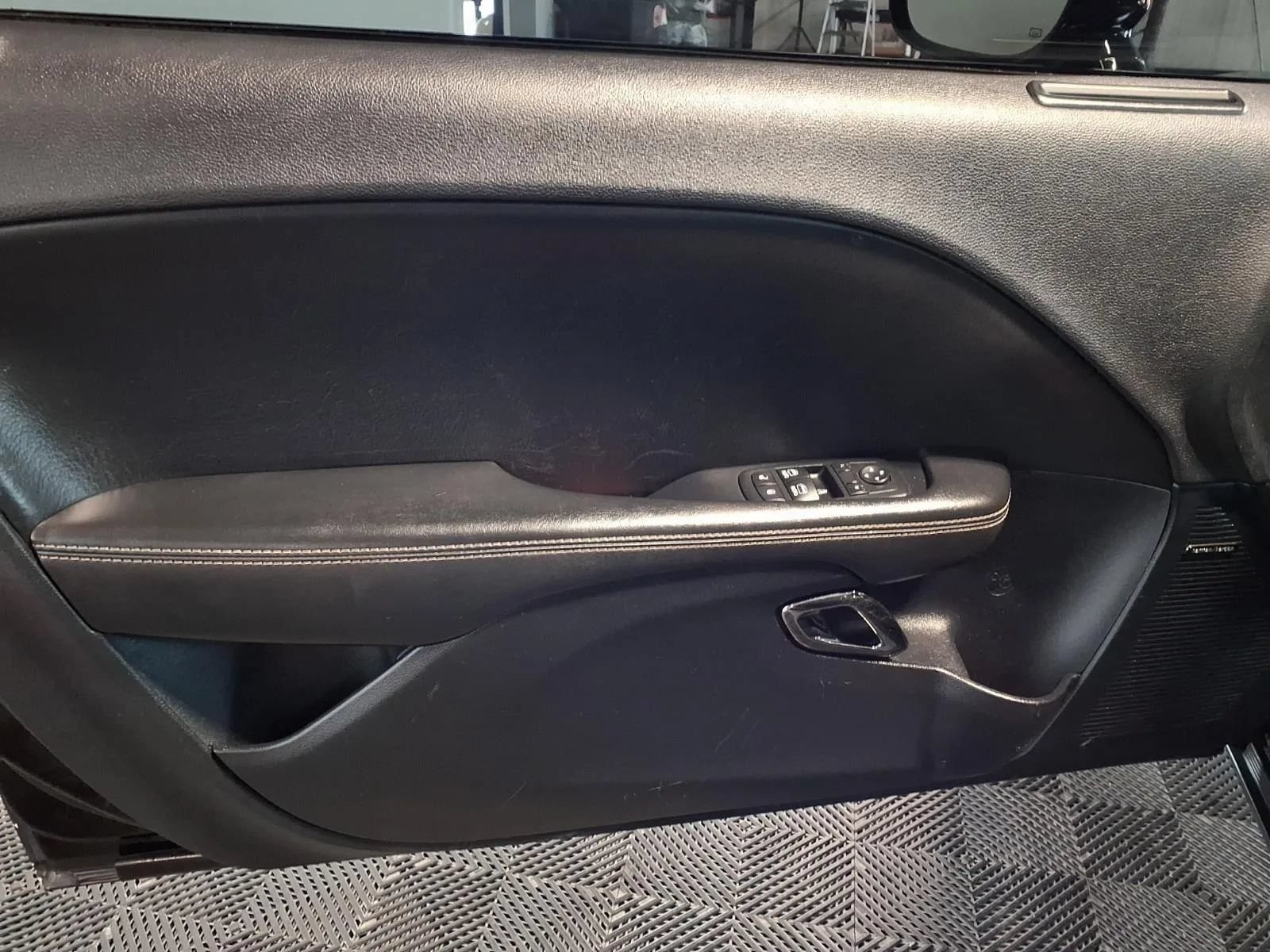 Used 2021 Dodge Challenger SXT w/ Blacktop Package RWD image 12