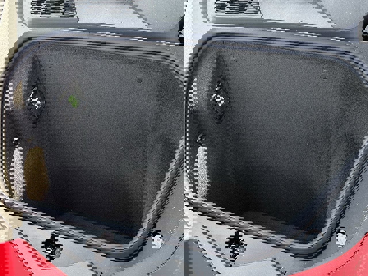 New 2026 Chevrolet Corvette Stingray Coupe w/ Battery Protection Package image 21