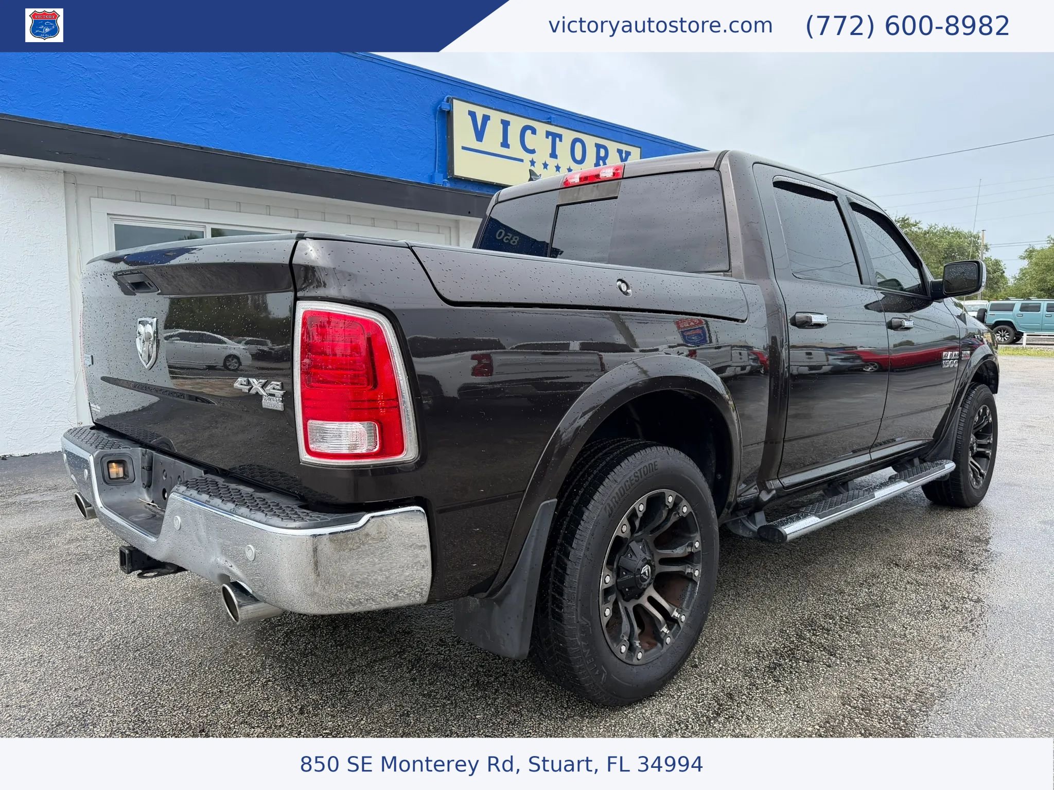 Used 2017 RAM 1500 Laramie w/ Convenience Group AWD/4WD image 3
