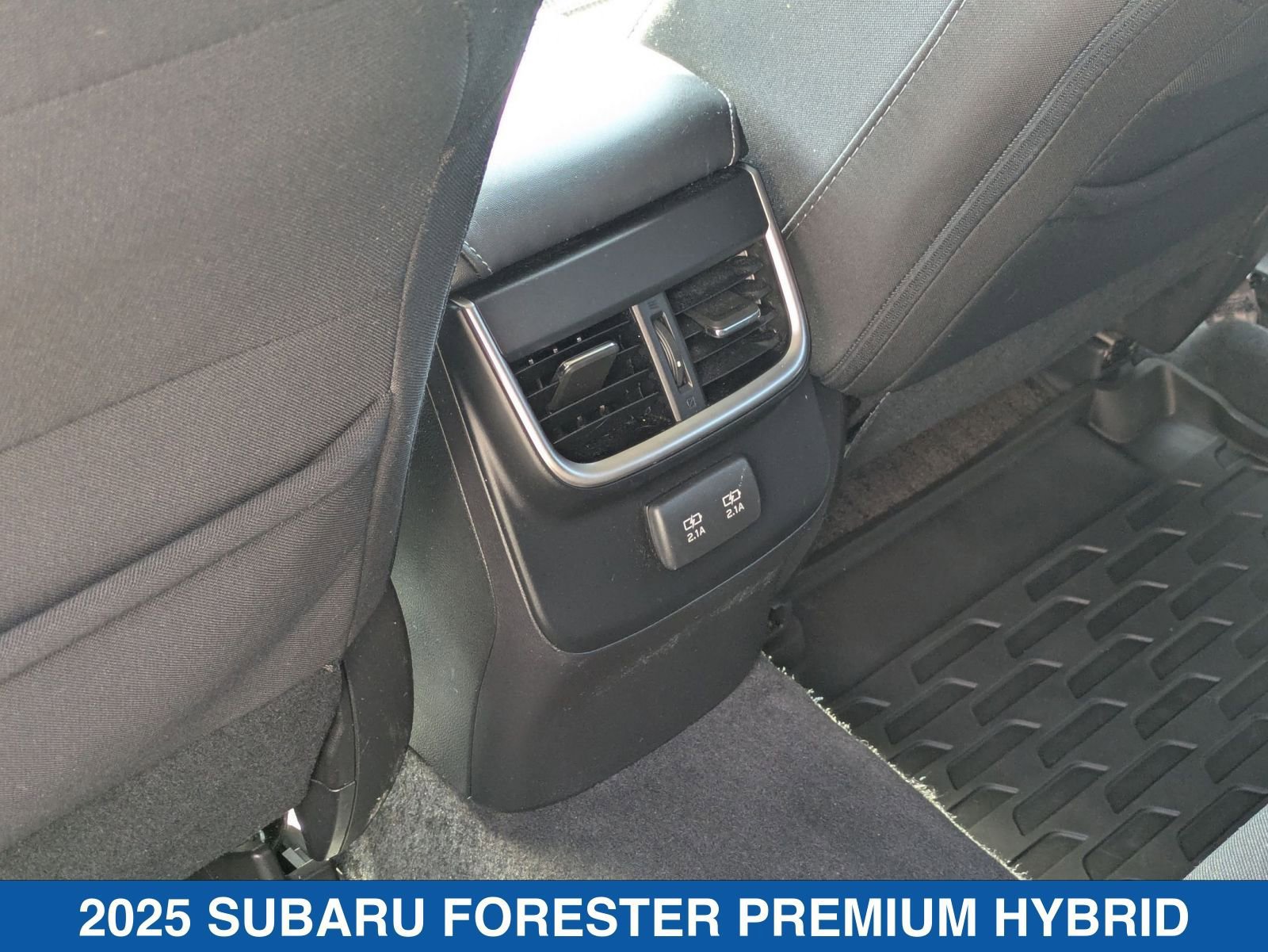 Certified 2025 Subaru Forester Premium AWD/4WD image 23