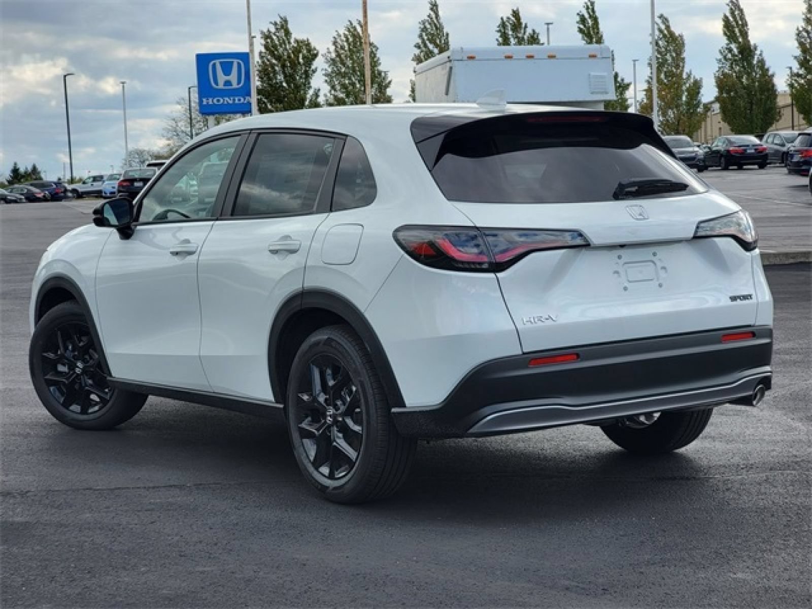 Certified 2025 Honda HR-V Sport image 6