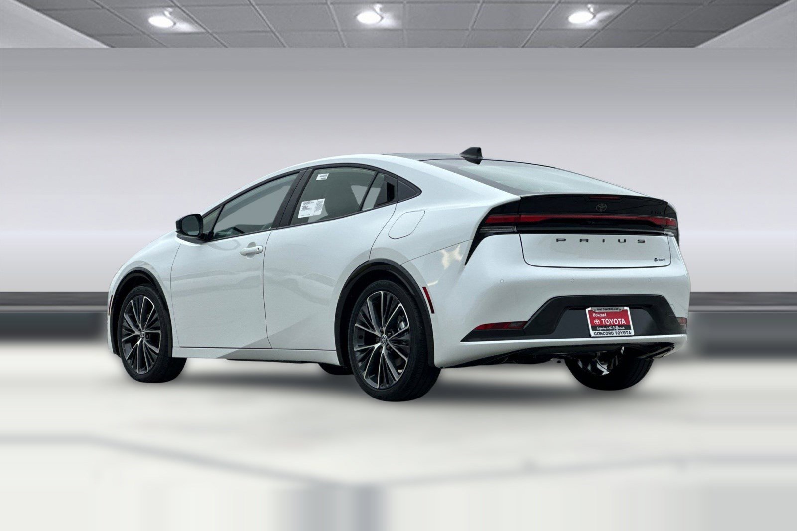 New 2026 Toyota Prius LE image 8