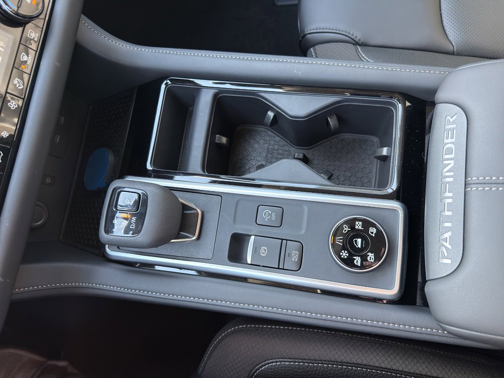 New 2026 Nissan Pathfinder SL image 22