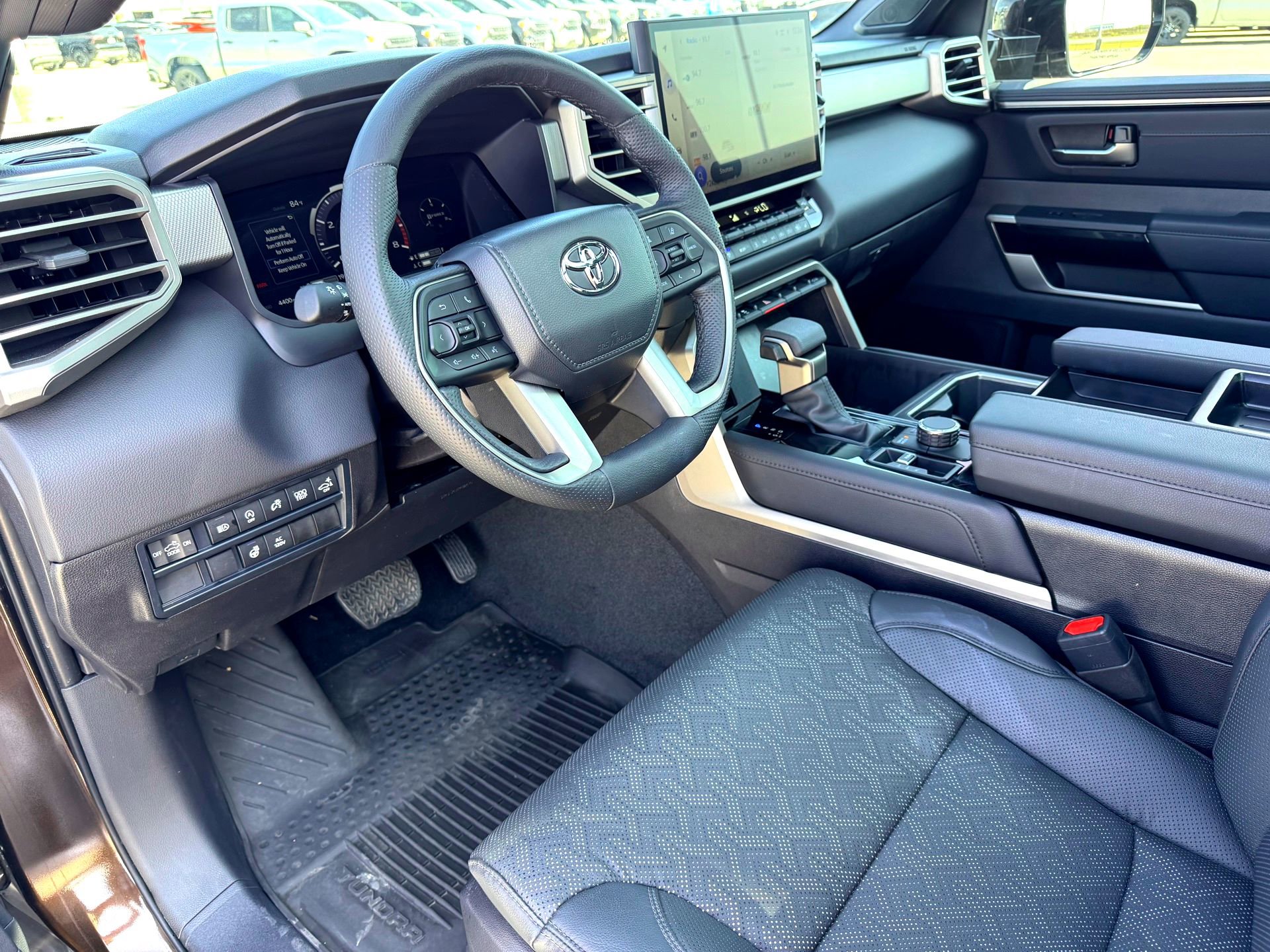 Used 2025 Toyota Tundra Limited image 11