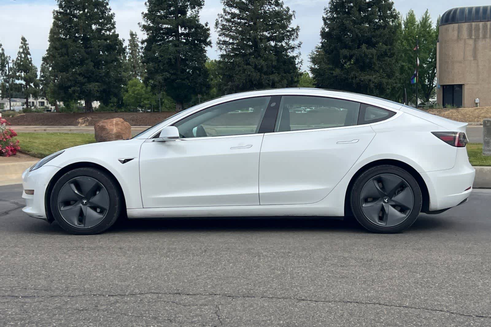Used 2019 Tesla Model 3 Long Range AWD/4WD image 6