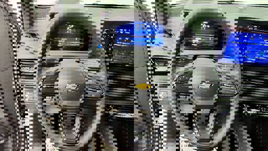 Used 2024 Chevrolet Silverado EV W/T AWD/4WD image 13