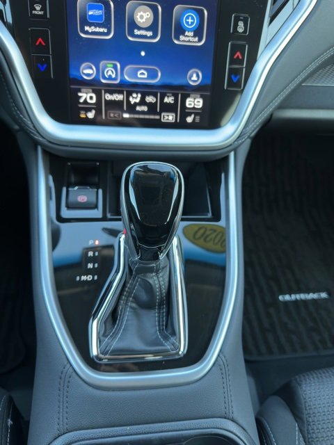 Used 2020 Subaru Outback Premium image 13