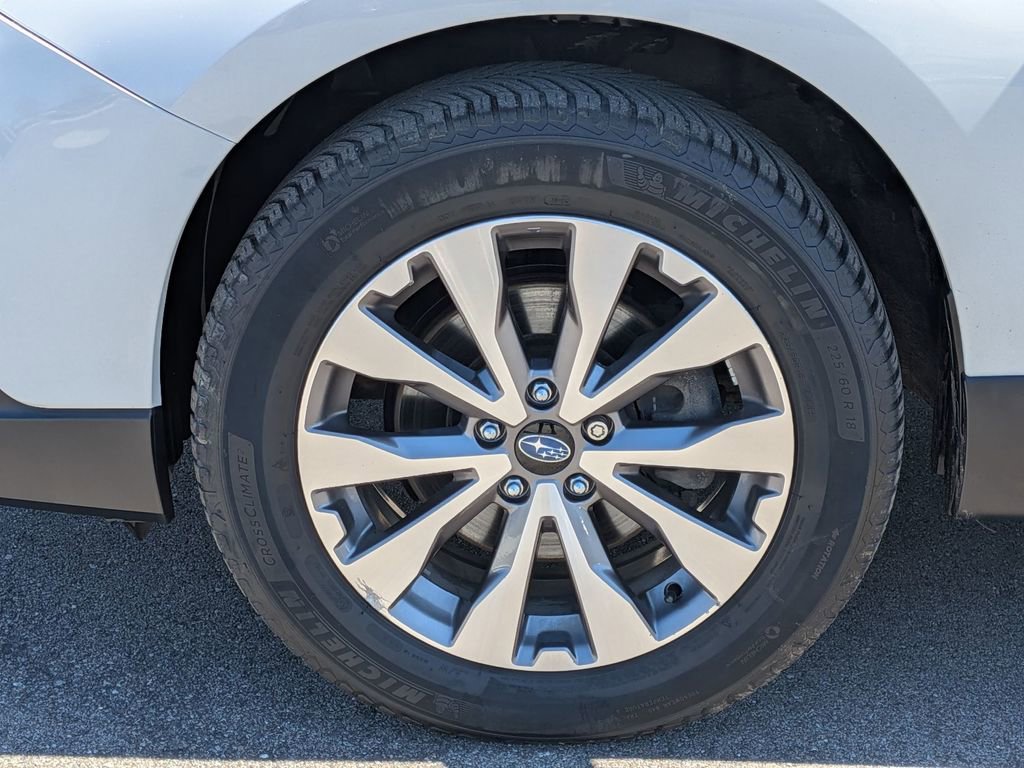 Used 2019 Subaru Outback 3.6R Touring AWD/4WD image 10