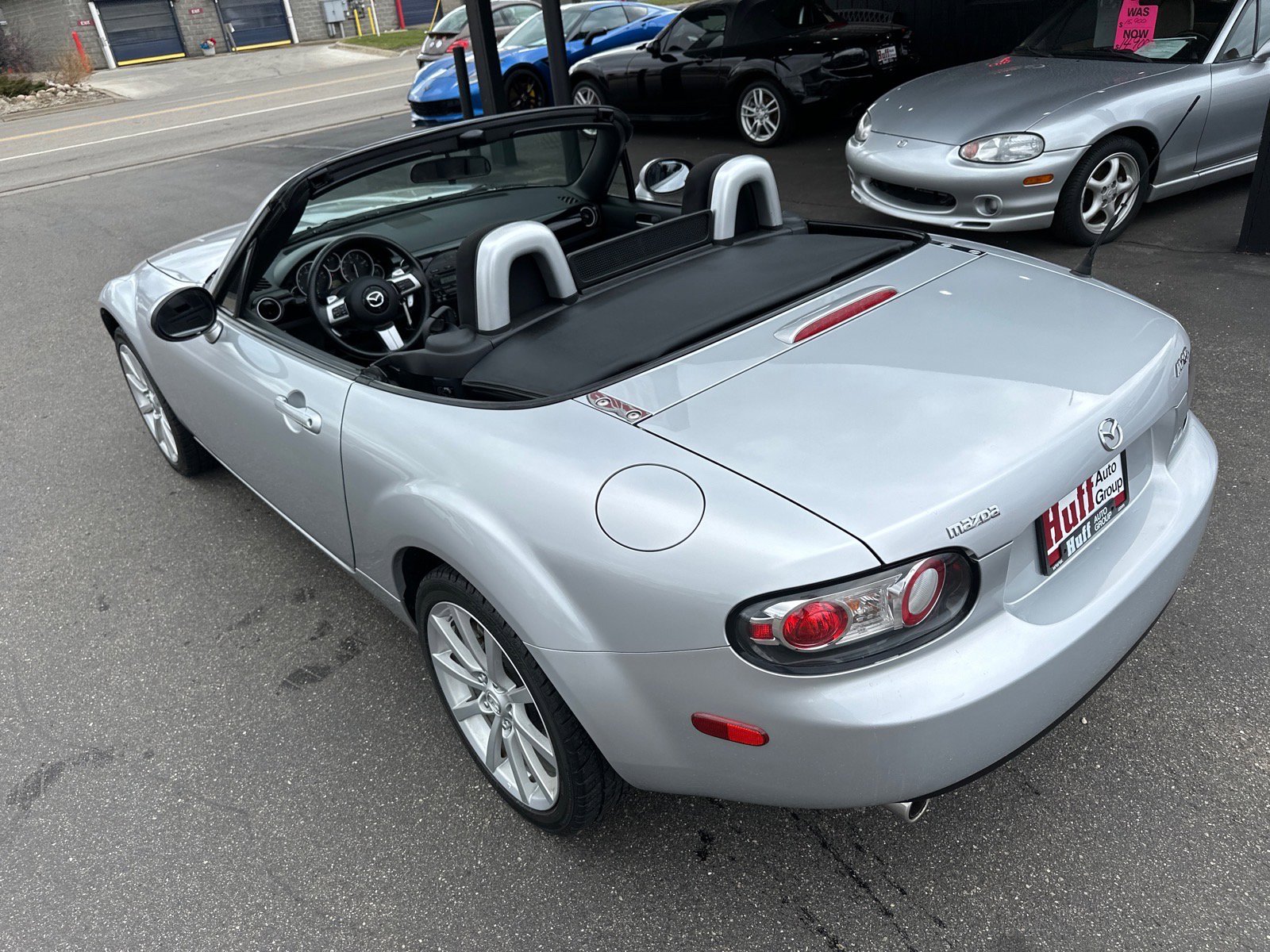 Used 2008 MAZDA MX-5 Miata Touring image 7