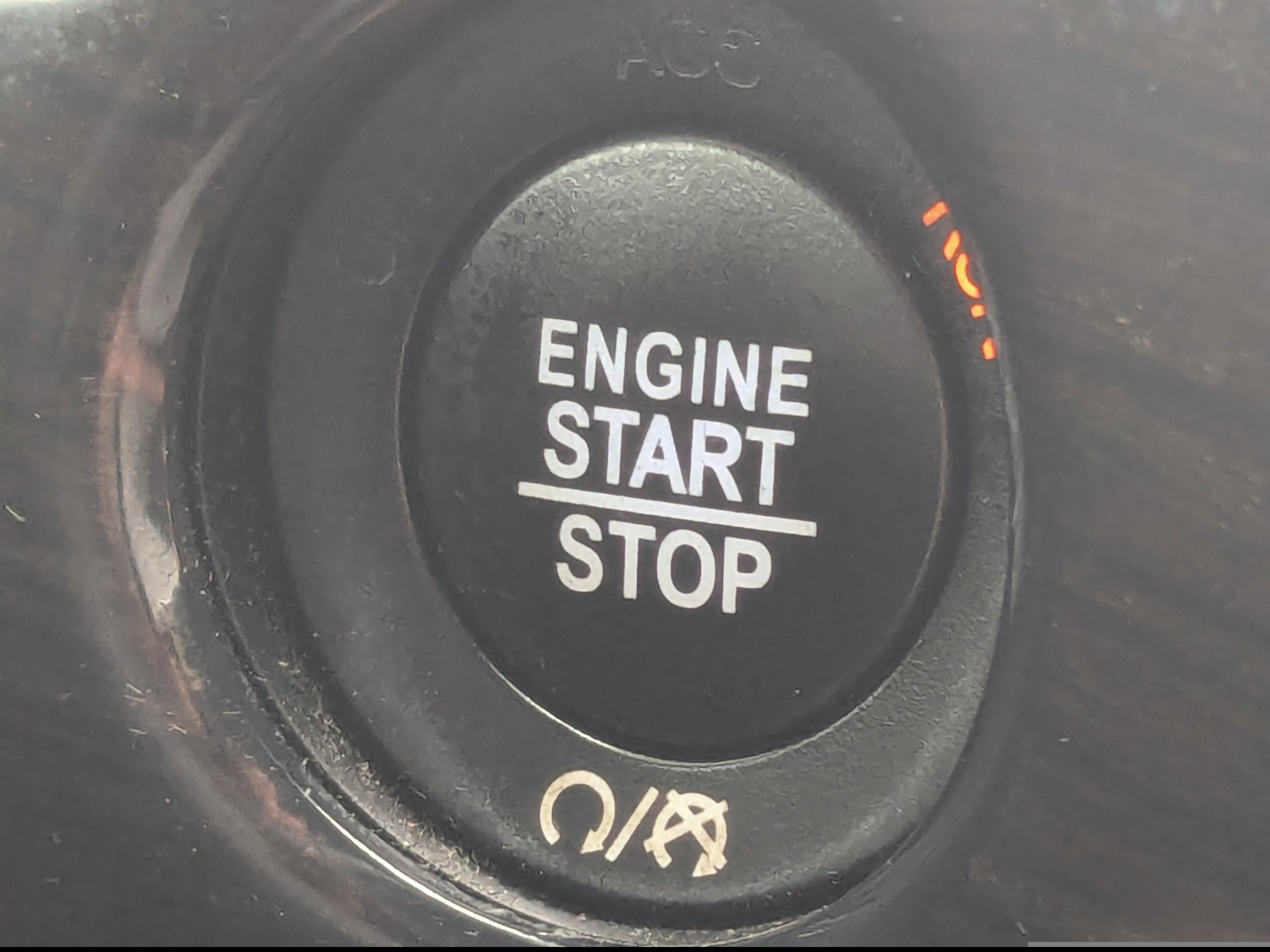 Used 2019 Jeep Grand Cherokee Overland RWD image 35