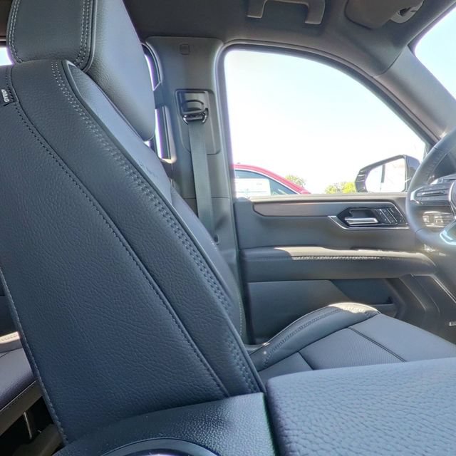 New 2026 GMC Yukon XL Denali w/ Sun & Power Step Package AWD/4WD image 35