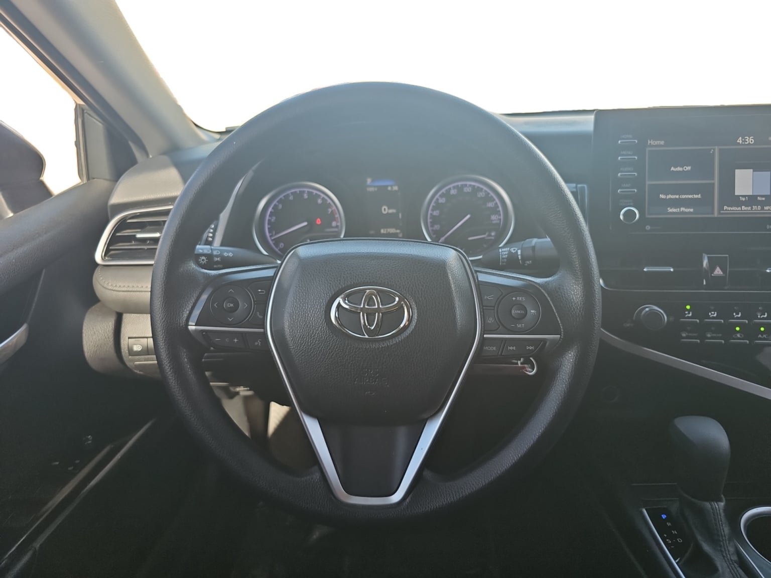 Used 2021 Toyota Camry LE FWD image 13